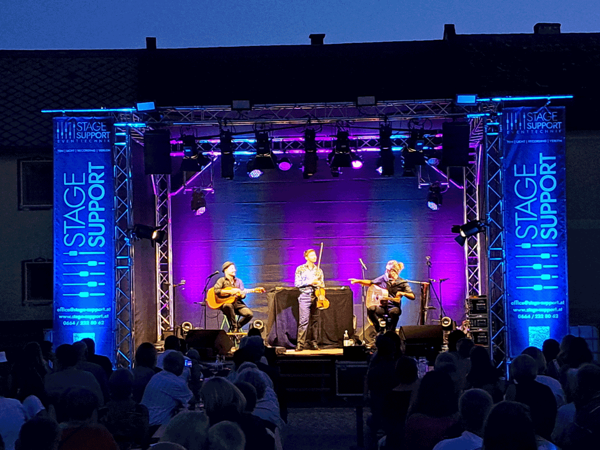 Open-Air Bühne mit Cobario